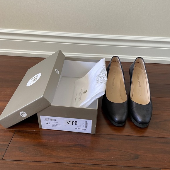 Peter Kaiser blue pumps in immaculate condition - Picture 6 of 6